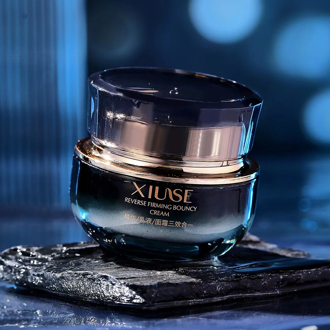 XIUSE秀瑟逆向紧致弹弹乳霜
