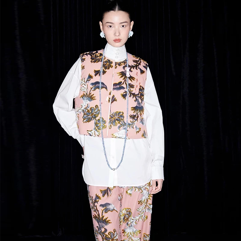 M essential 马 凯脂蓝丝绒工坊点珠短马甲