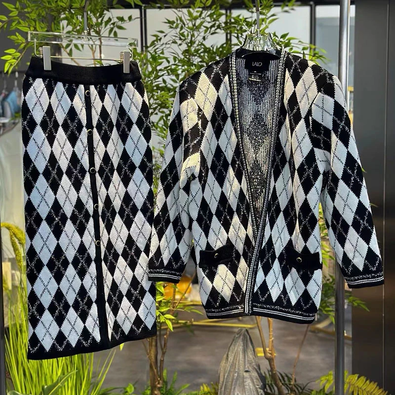 欧洲格鲁吉亚设计师品牌LALO菱格重工编织毛衣女开衫套装