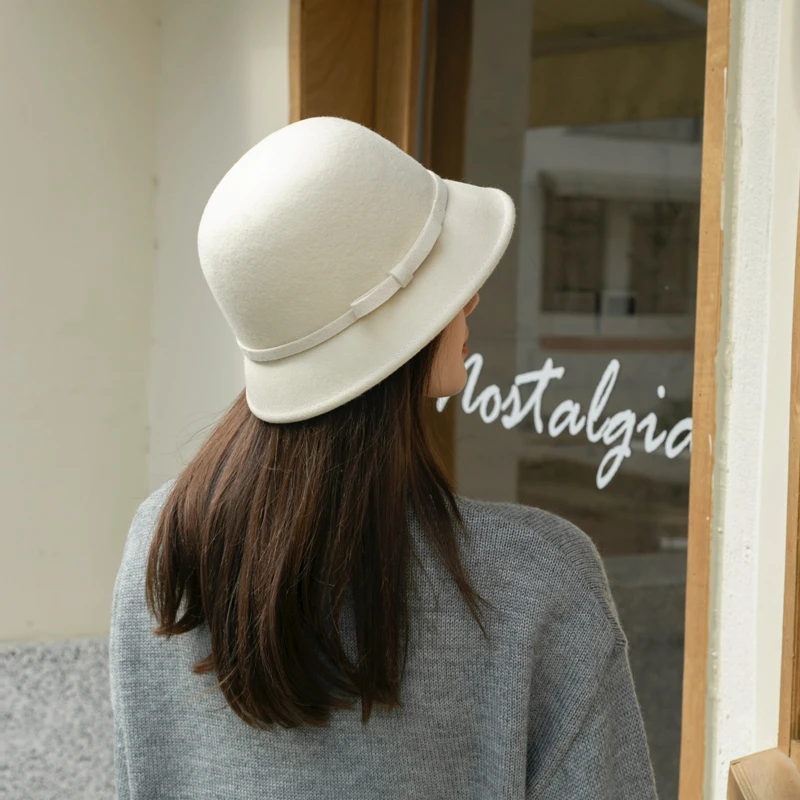 秋冬显脸小羊毛盆帽女复古赫本风蝴蝶结礼帽优雅白色毛呢渔夫帽