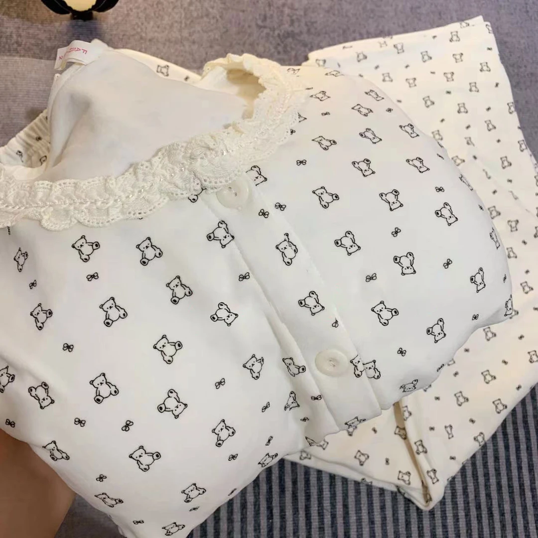 奶油杏卡通小熊秋冬季德绒长袖睡衣女款带胸垫套装可爱甜美家居服