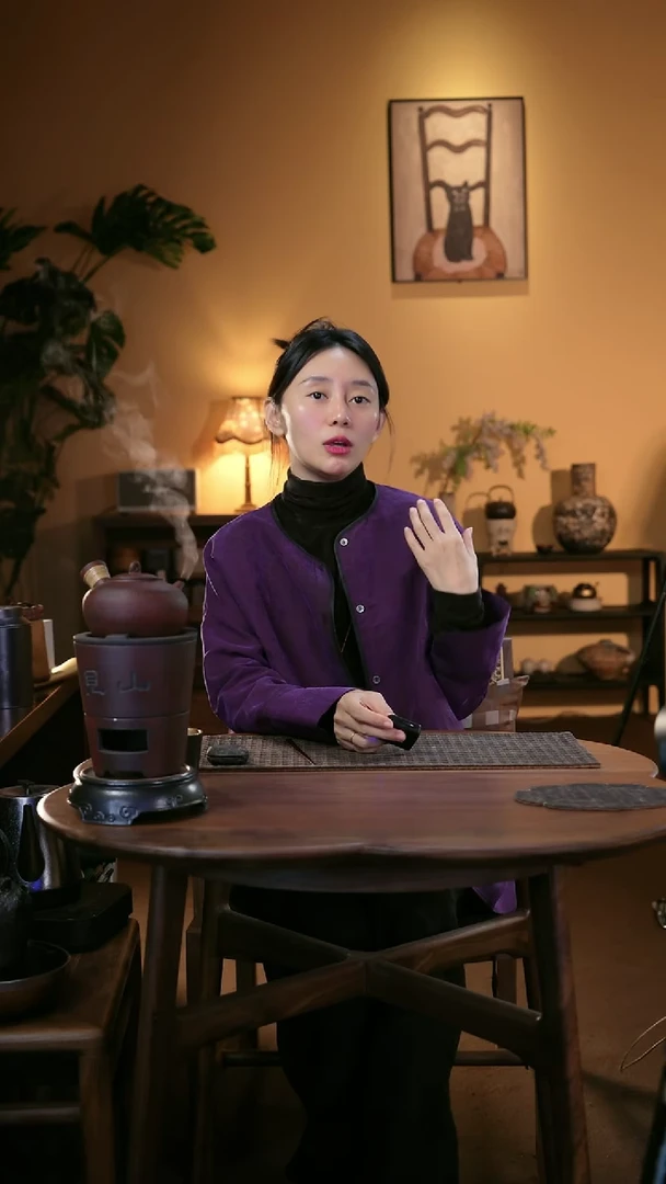 【闪购商品】憨憨-马蹄袖衬衫-紫色龟背纹 壶