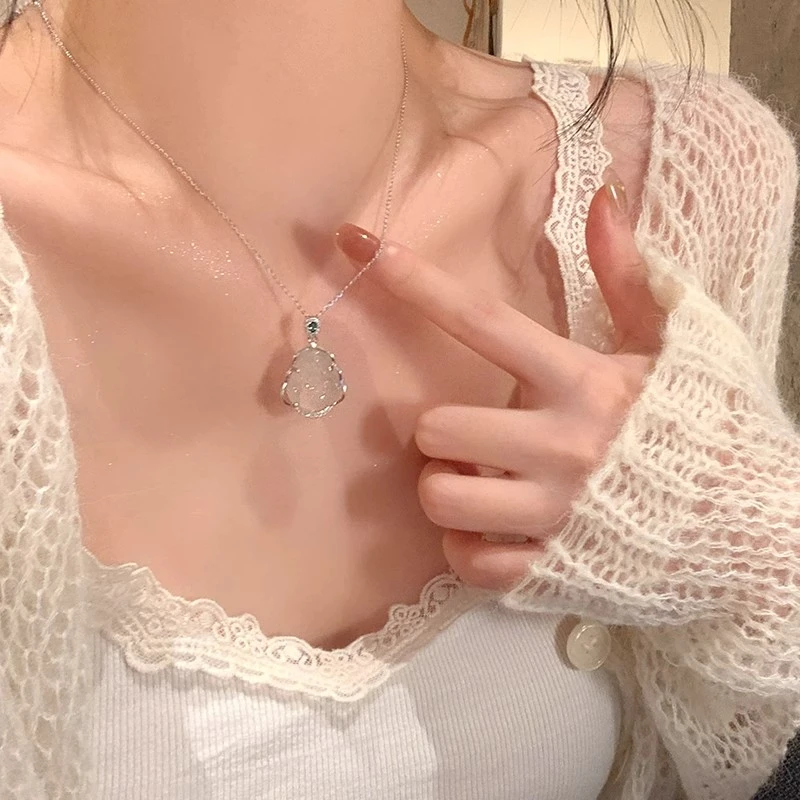 铜合金项链 平安顺遂冰透佛公项链女精致百搭轻奢小众锁骨链吊坠