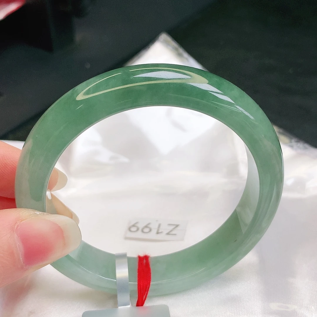 【闪购商品】翡翠手镯未镶嵌缅甸天然a货翡翠