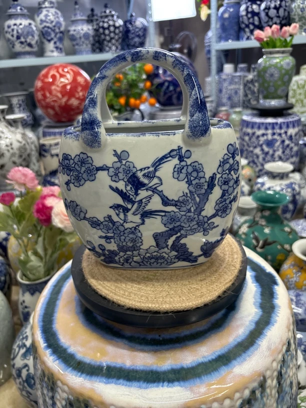 喜上眉梢陶瓷包包摆件