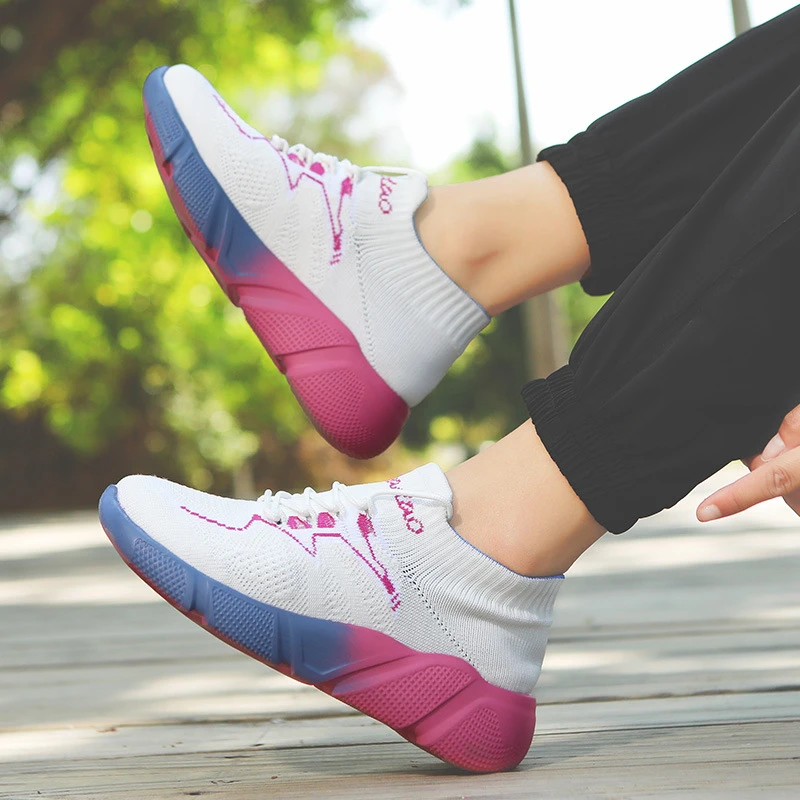 牛霸道跳舞广场舞健步鞋男女四季新款曳步舞鞋网面舞蹈鞋软底透气