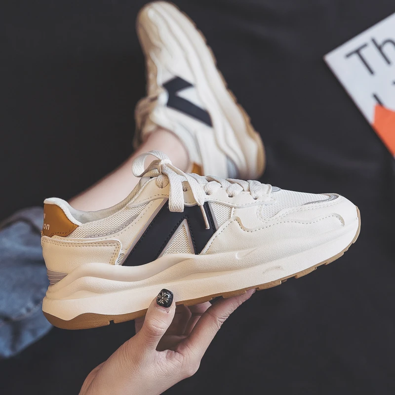 乔丹秋季网红炸街显脚小轻便老爹鞋女款百搭新款爆款运动板鞋小