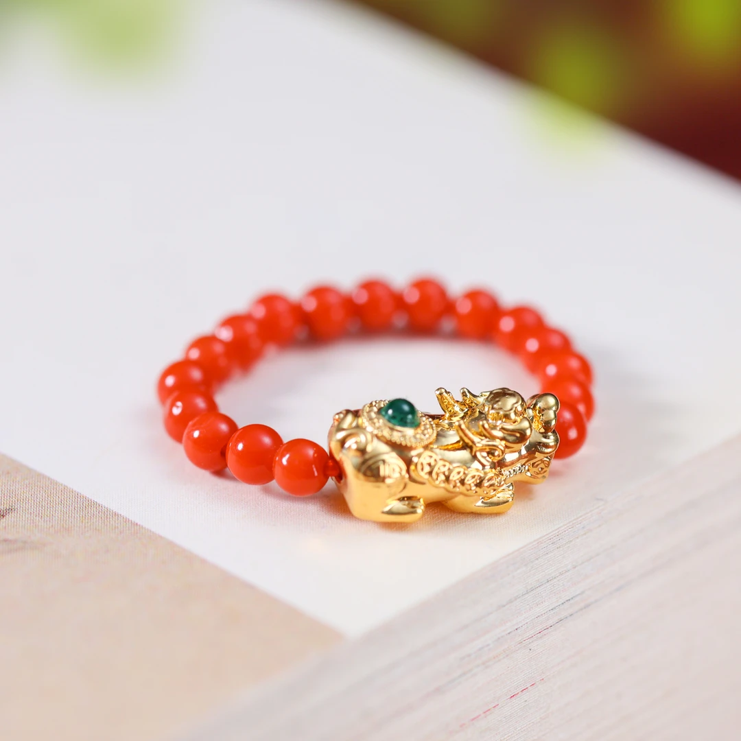 18K金南红貔貅戒圈新品