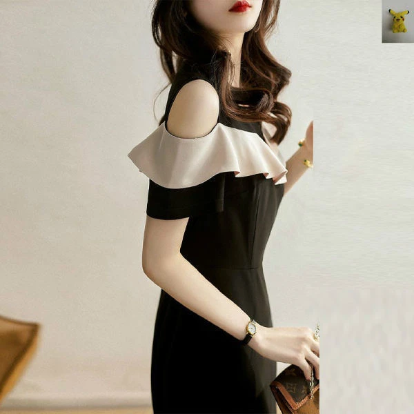 漏肩小香风连衣裙2024夏季新款撞色设计感洋气减龄显瘦连衣裙装女