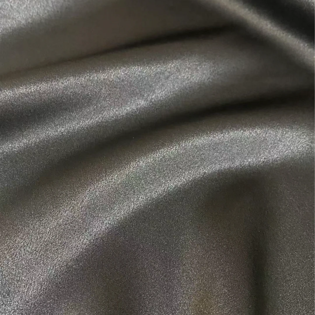 重锻皮子料香云纱 40姆米 门幅110 一经裁剪概不退换