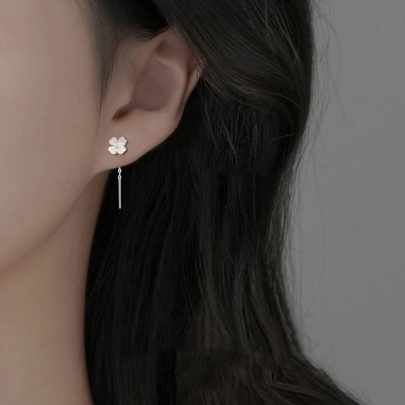 合金耳饰 925银针四叶草小耳线女甜美流苏耳链短款百搭显瘦耳饰