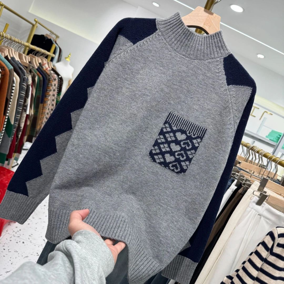 【蓝灰爱心口袋】亲肤绒时尚百搭休闲针织衫