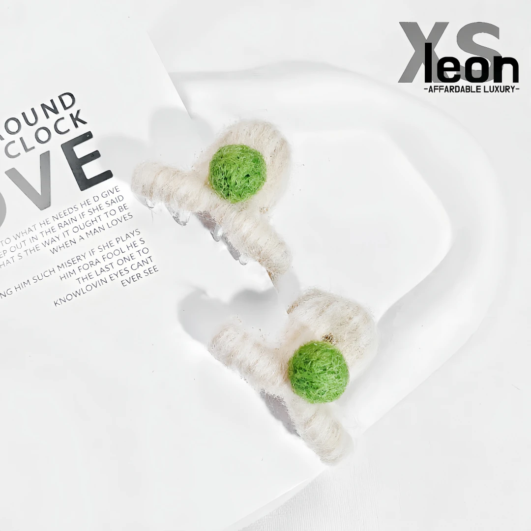 1121 韩版毛绒毛线条纹毛球小抓夹气质时尚百搭简约轻奢甜美个性