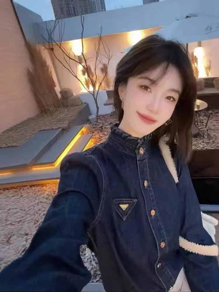 深圳南油高端女装2024爆款上衣设计感木耳边立领复古牛仔加绒衬衫