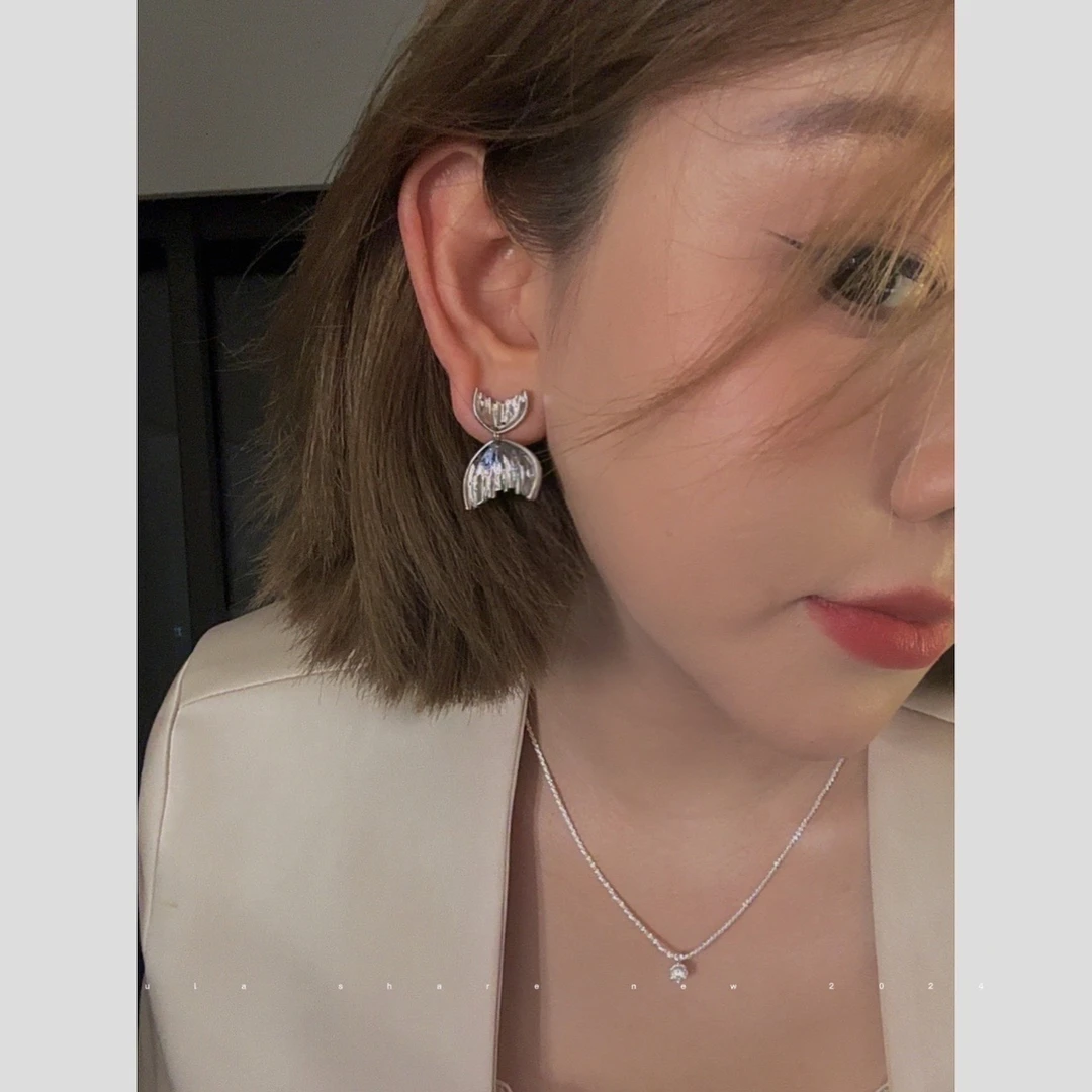 铜合金耳饰 「鱼尾」灵动鱼尾耳环女简约精致小众时尚百搭耳钉耳饰