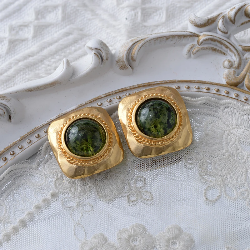 铜合金耳饰 【六六中古】孤品复古树脂厚金耳夹ap1244