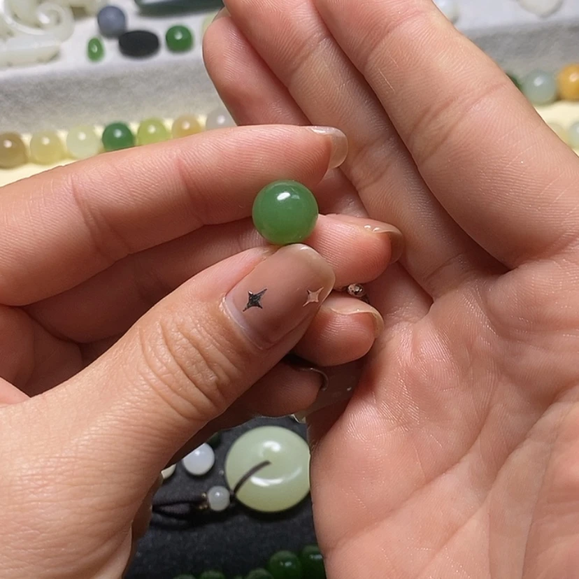 【闪购商品】和田玉（碧玉）手绳未镶嵌染**年