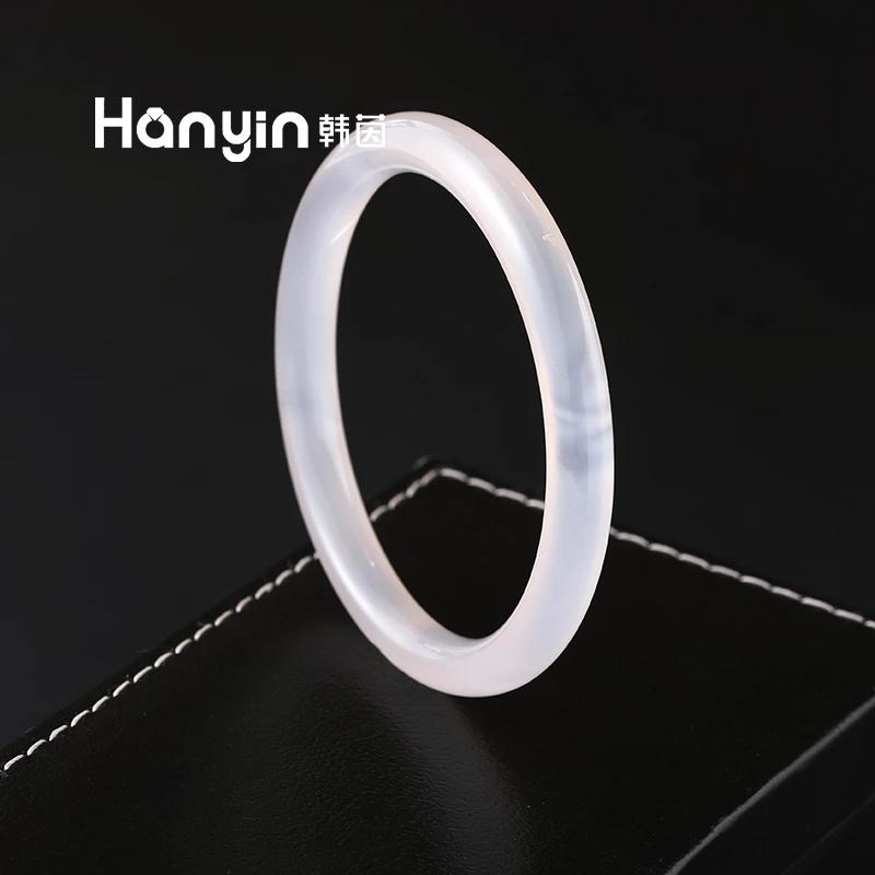 非金属仿水晶手镯 A级白月光高透亮时尚手镯