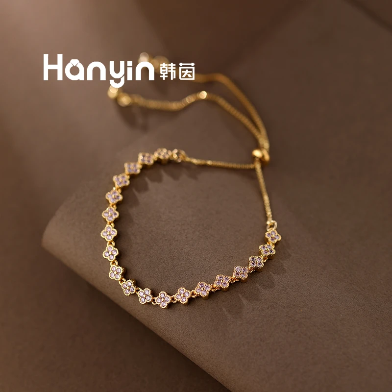 铜合金合成锆石手链 时尚轻奢小众气质微镶四叶草手链AAA