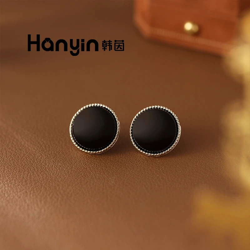 铜合金仿水晶耳饰 925银针光面微镶小香风黑色圆牌耳钉AAA