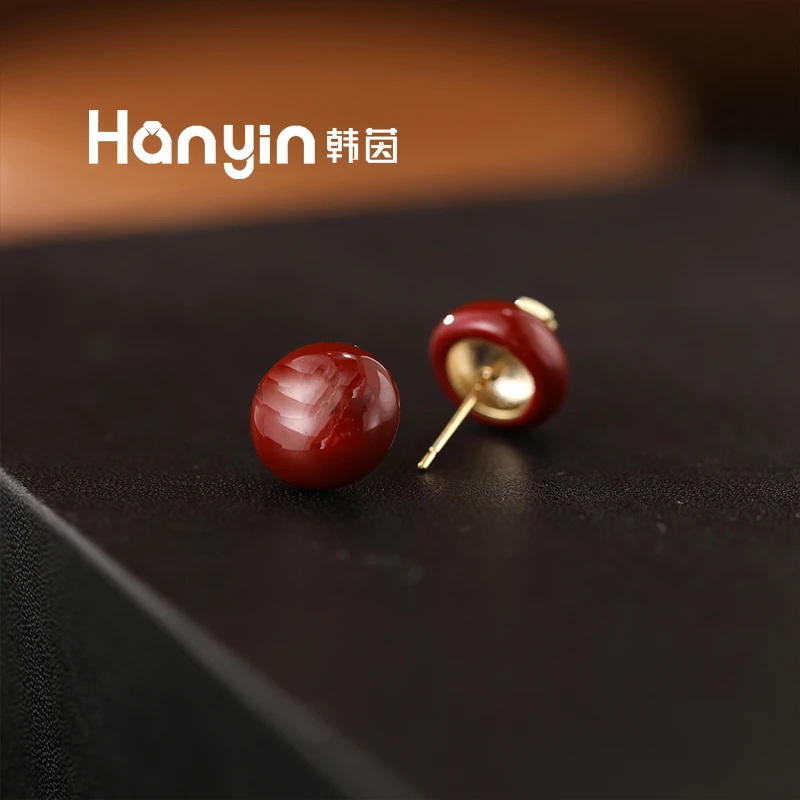 铜合金珐琅耳饰 925银针小众气质光面M字母安可拉红色豆子耳钉AAA