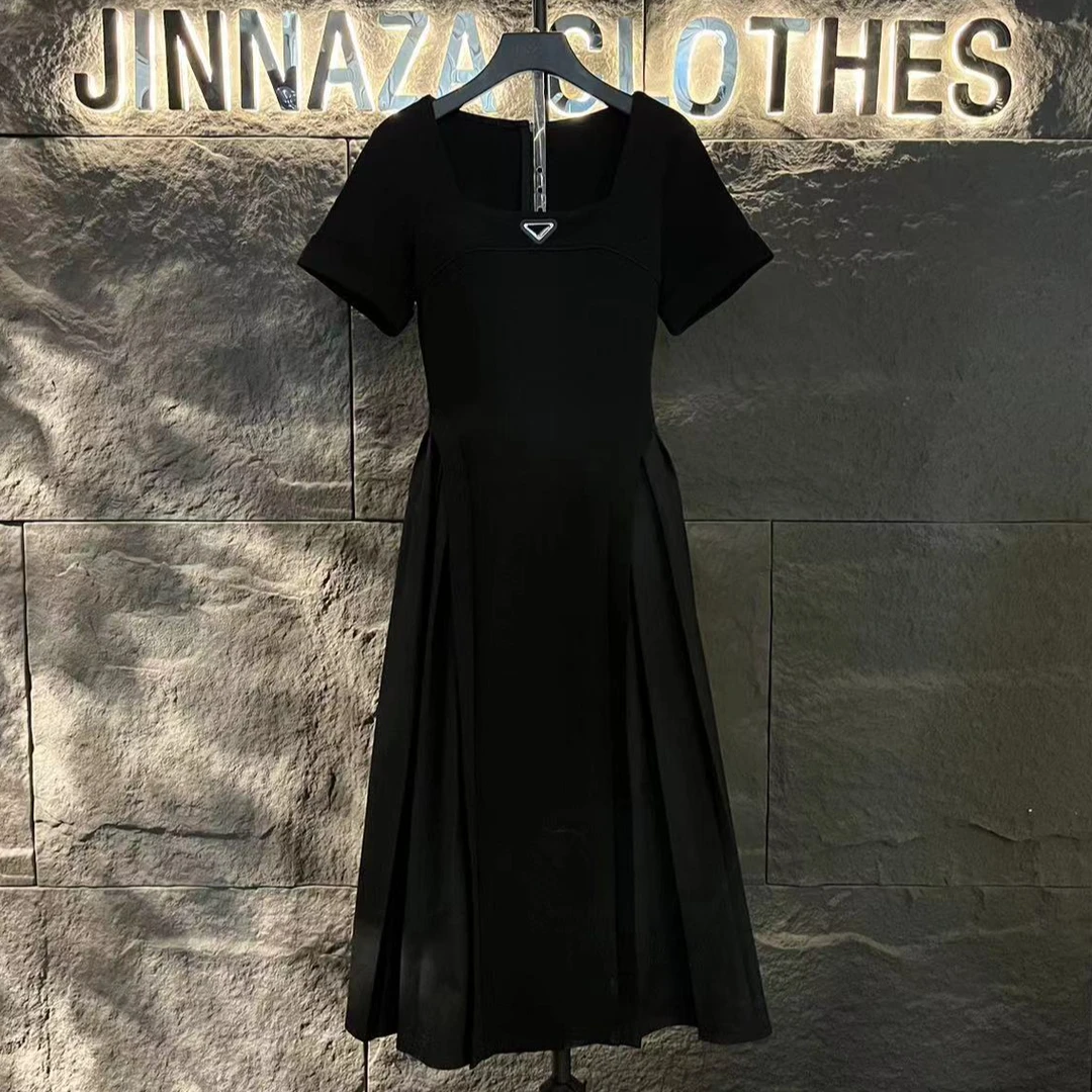 【原创大码设计师款】2024夏季新款轻奢方领收腰气质显瘦连衣裙4515