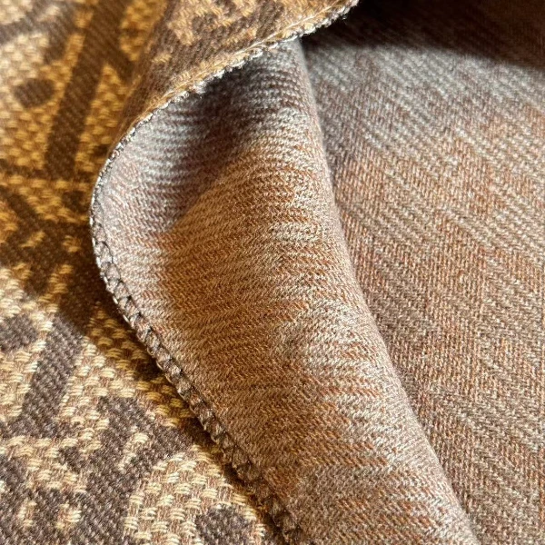 (807)2024新款轻奢高定绒流苏围巾时尚百搭秋冬季男女同款