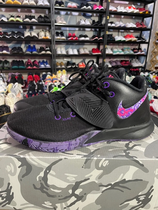 46码300/Nike Kyrie Flytrap 3 缓震耐磨 篮球鞋 黑紫/公价1158