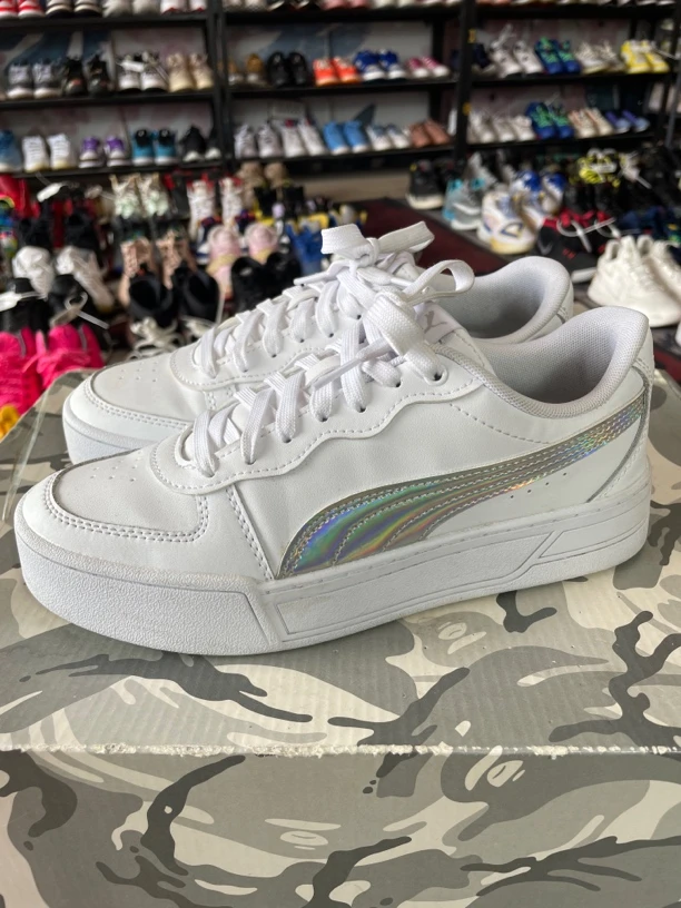 试穿 36码225/Puma Skye 厚底增高 休闲鞋 白色镭射/公价232