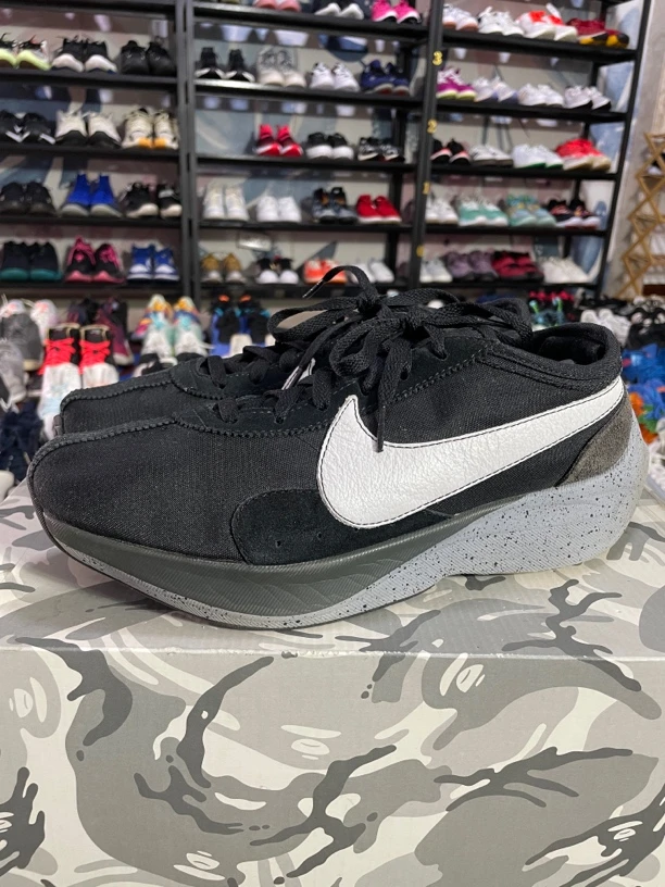 44.5码285/Nike Moon Racer 阿甘登月 跑步鞋/公价899
