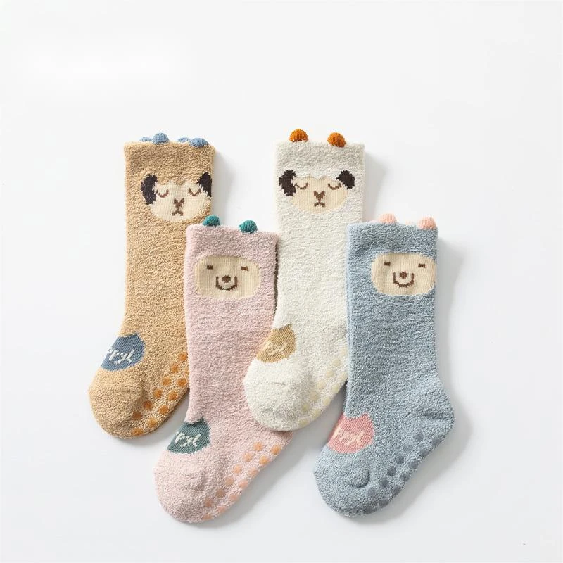 婴儿长筒袜珊瑚绒保暖锁温男女童高筒袜点胶防滑地板袜新生儿袜子