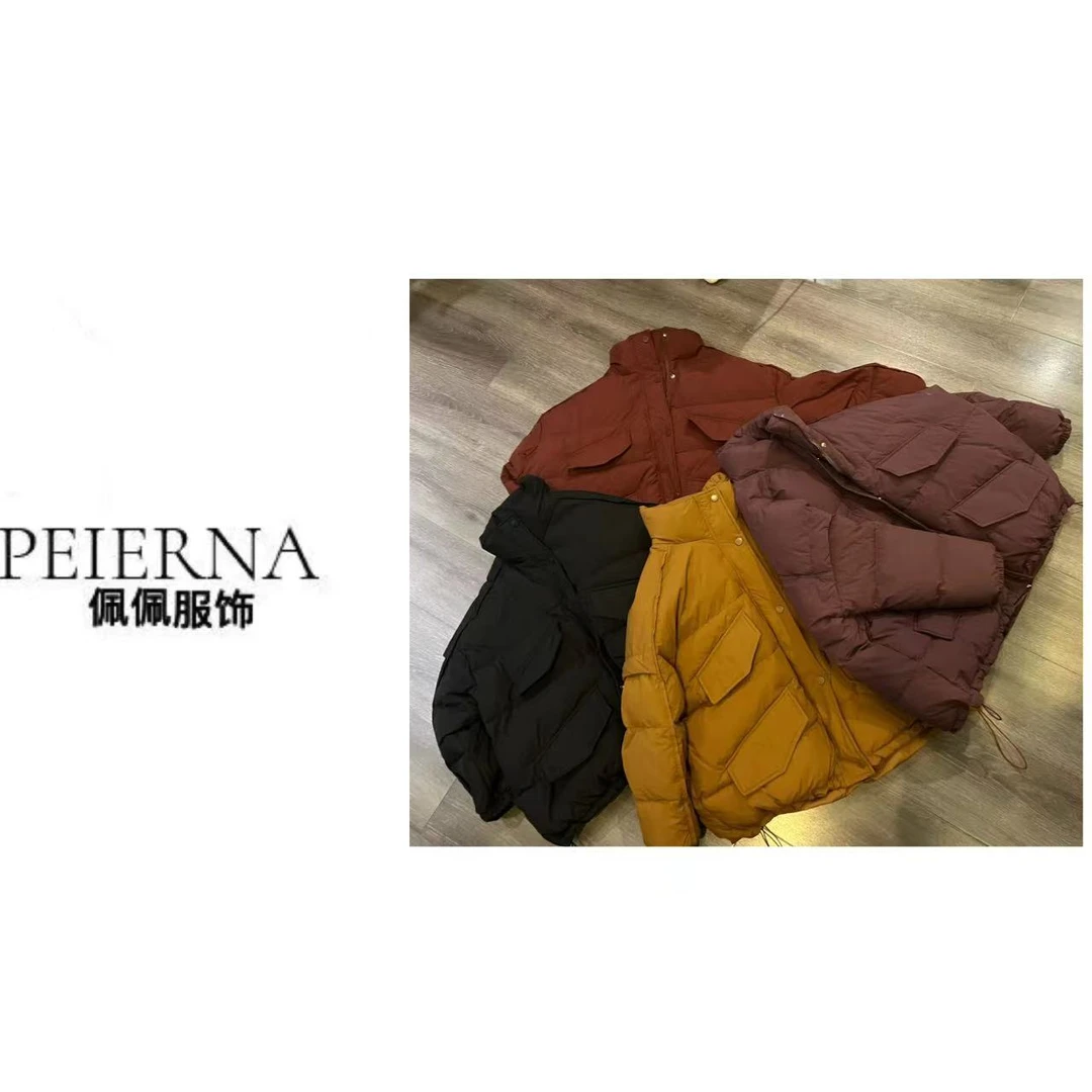 佩佩 八 【飞机款】多口袋羽绒服  S826  5125017  时尚面包保暖女