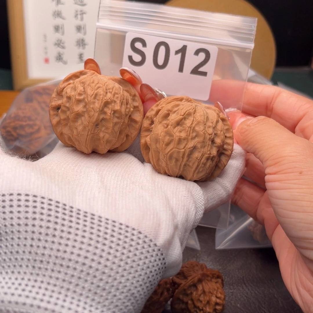 文玩核桃把件泽**治44平闷s 012