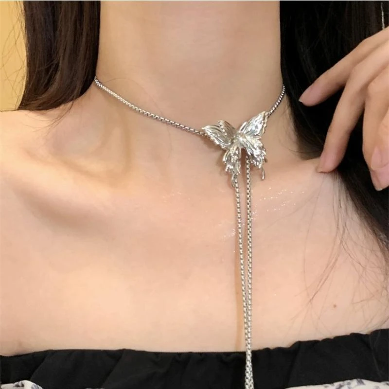 钛钢项链 辣妹蝴蝶自由调节项链女小众设计感气质多种戴法锁骨链