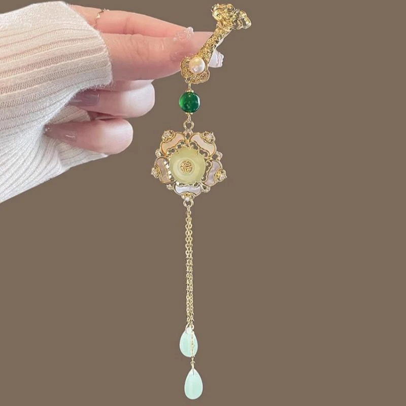 合金胸针 平安扣花朵压襟挂饰女流苏新中式旗袍扣国风挂件配饰品