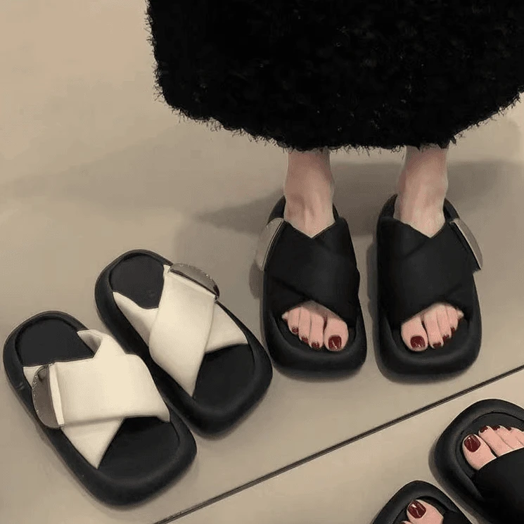 夏季网红新款时尚百搭ins屎感居家休闲厚底增高一字凉拖鞋女外穿