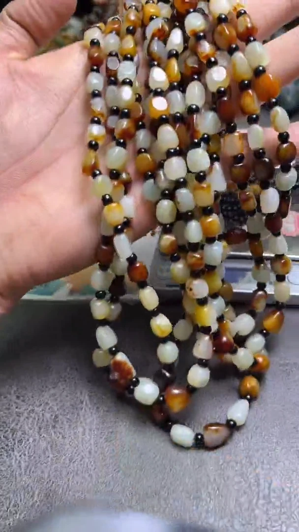 【闪购商品】和田玉吊坠未镶嵌三哥籽玉