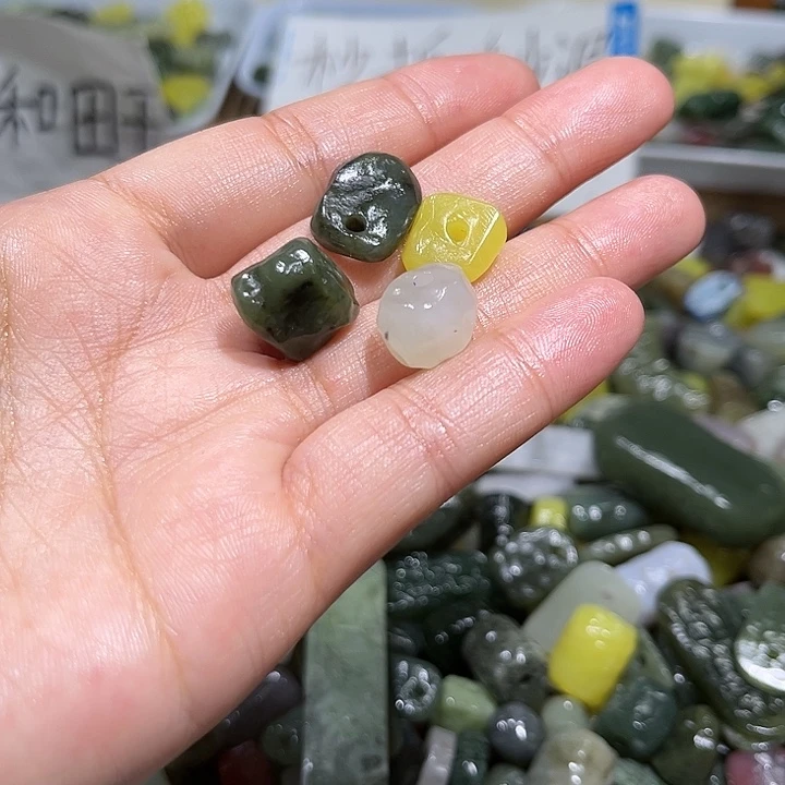 和田玉珠宝半成品未镶嵌