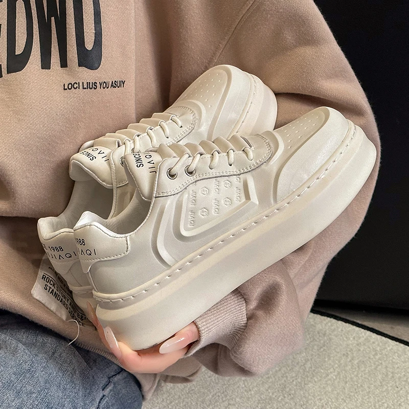 轻奢小白鞋~潮牌专柜板2024早春设计师款百搭休闲跑步运动鞋1818