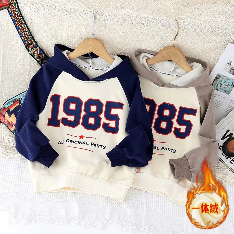 儿童男童新款秋冬加绒卫衣中大童数字连帽卫衣拼接长袖