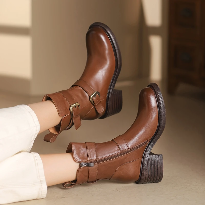 棕色马丁靴英伦风靴子粗跟厚底中筒真皮短靴女