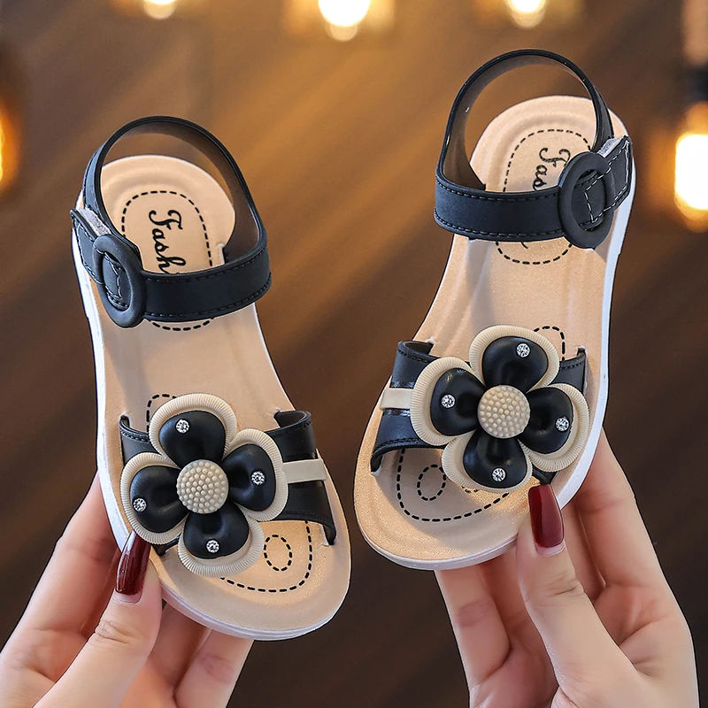 凉鞋时尚小女孩夏季宝宝沙滩凉鞋防滑软底露趾小中大女童凉鞋
