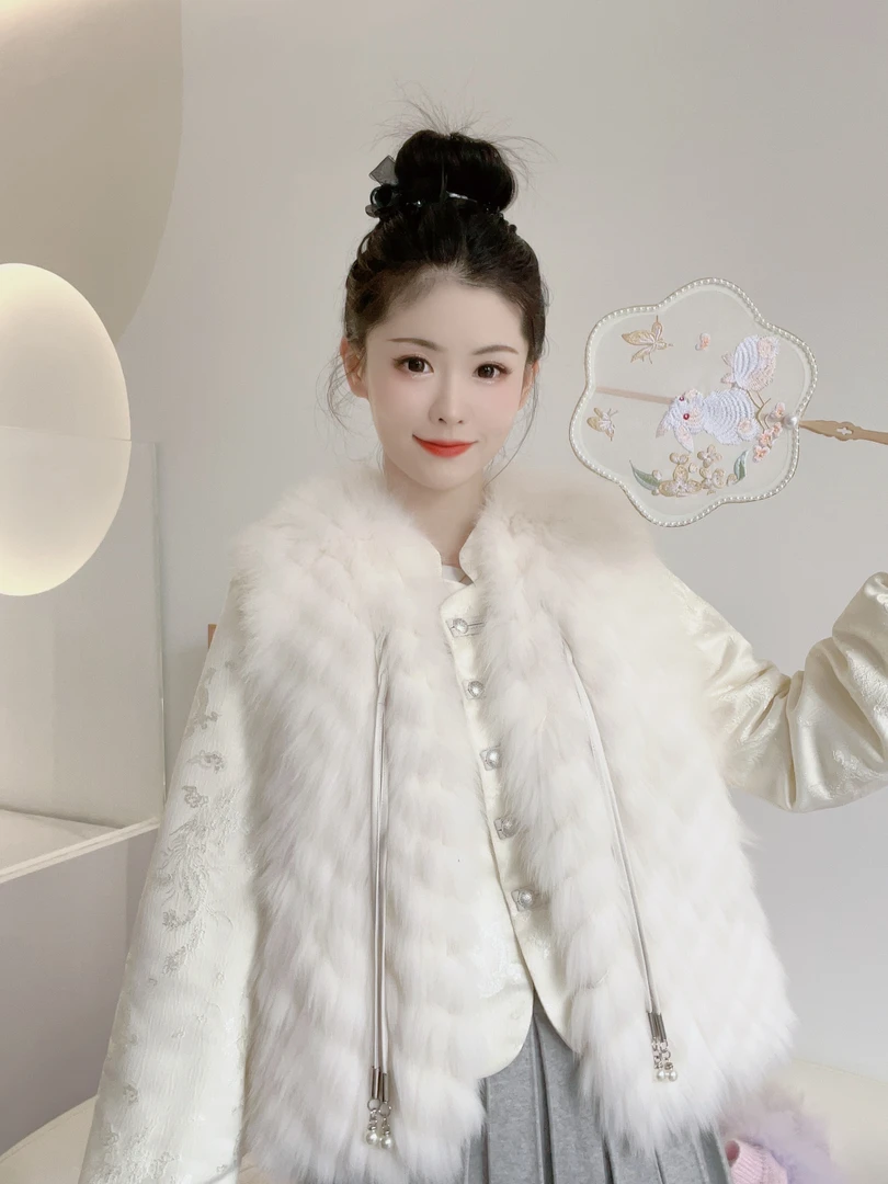 【爱路莎】90-8033 一衣三穿狐狸毛马甲鹅绒服 2024秋冬皮草女外套