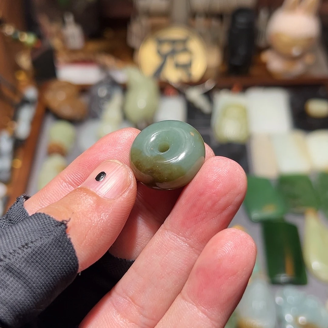 和田玉颈饰未镶嵌且末糖平安扣开场福利