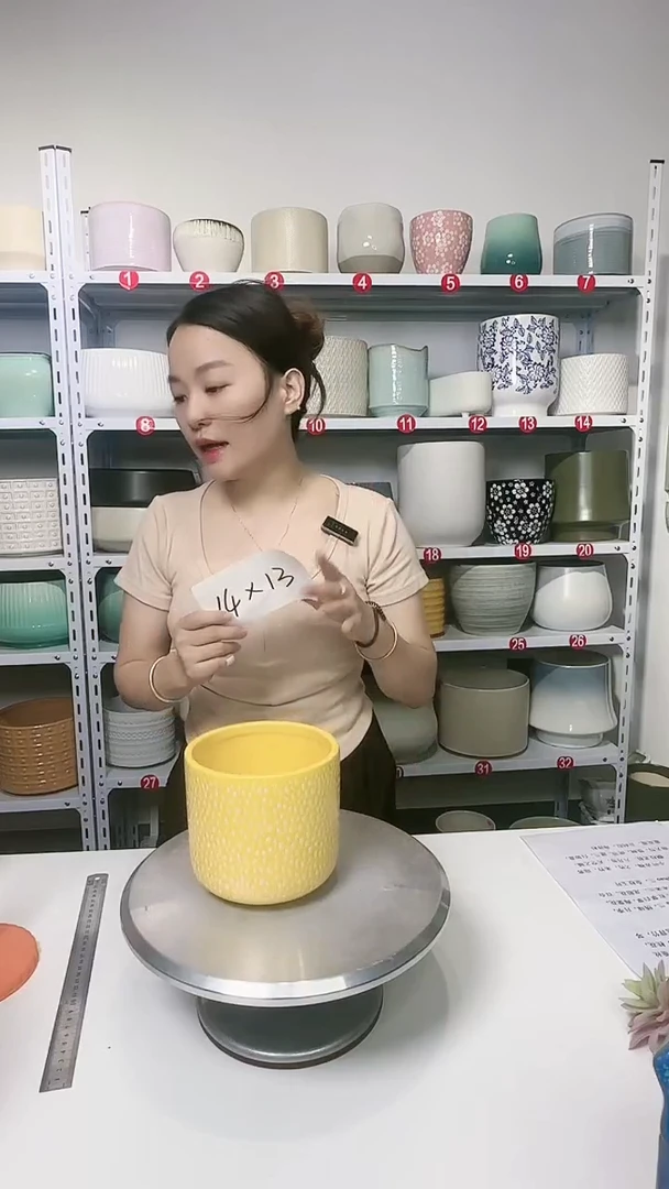 【闪购商品】黄色白点小号14*13