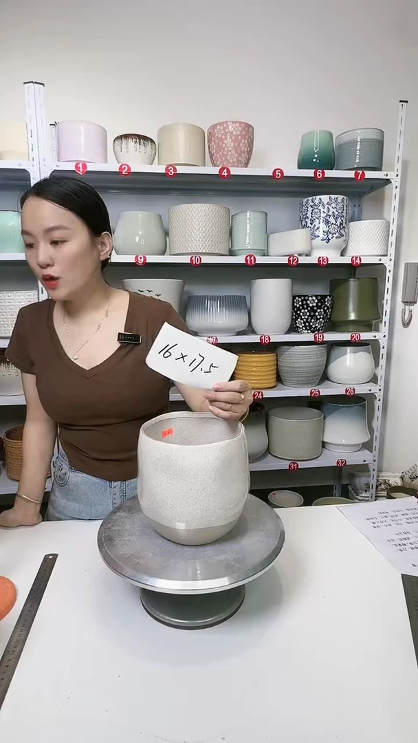 【闪购商品】陶瓷20CM以下不规则渐变灰16*17.5