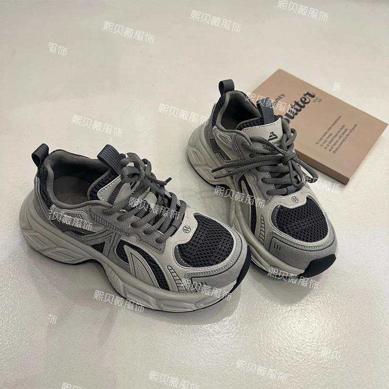 【浮浮款-只出不进】厚底小个子增高透气网面百搭休闲鞋 D8795