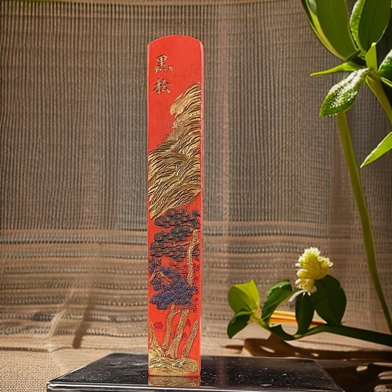 100克左右原矿水飞朱墨块