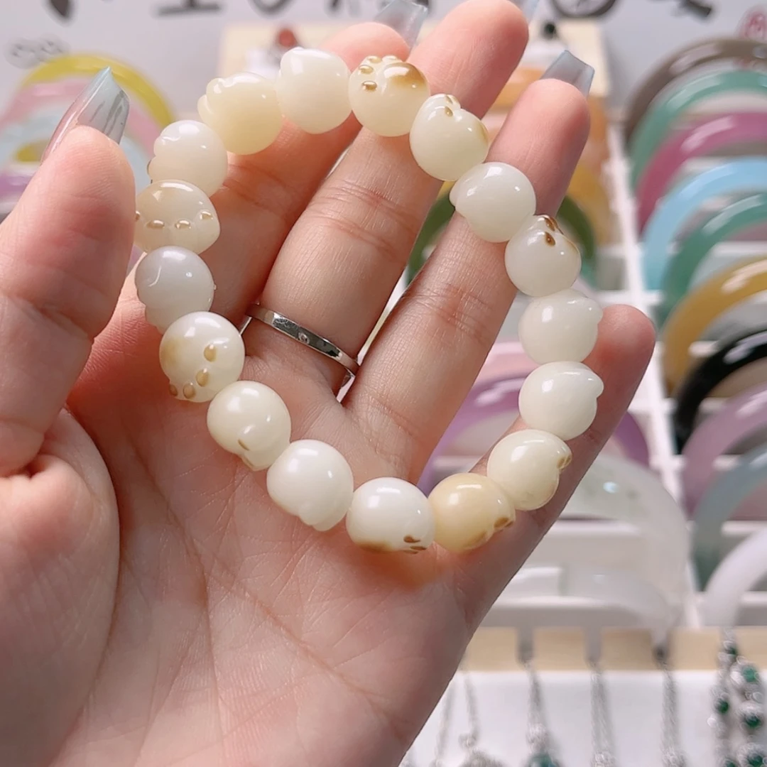 【闪购商品】石英质玉手镯未镶嵌