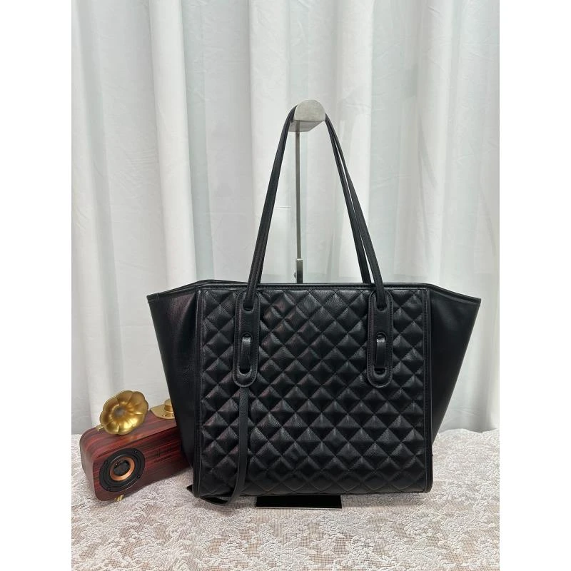 YAY大容量高级质感绣线菱格包2024新款时尚百搭女士单肩托特